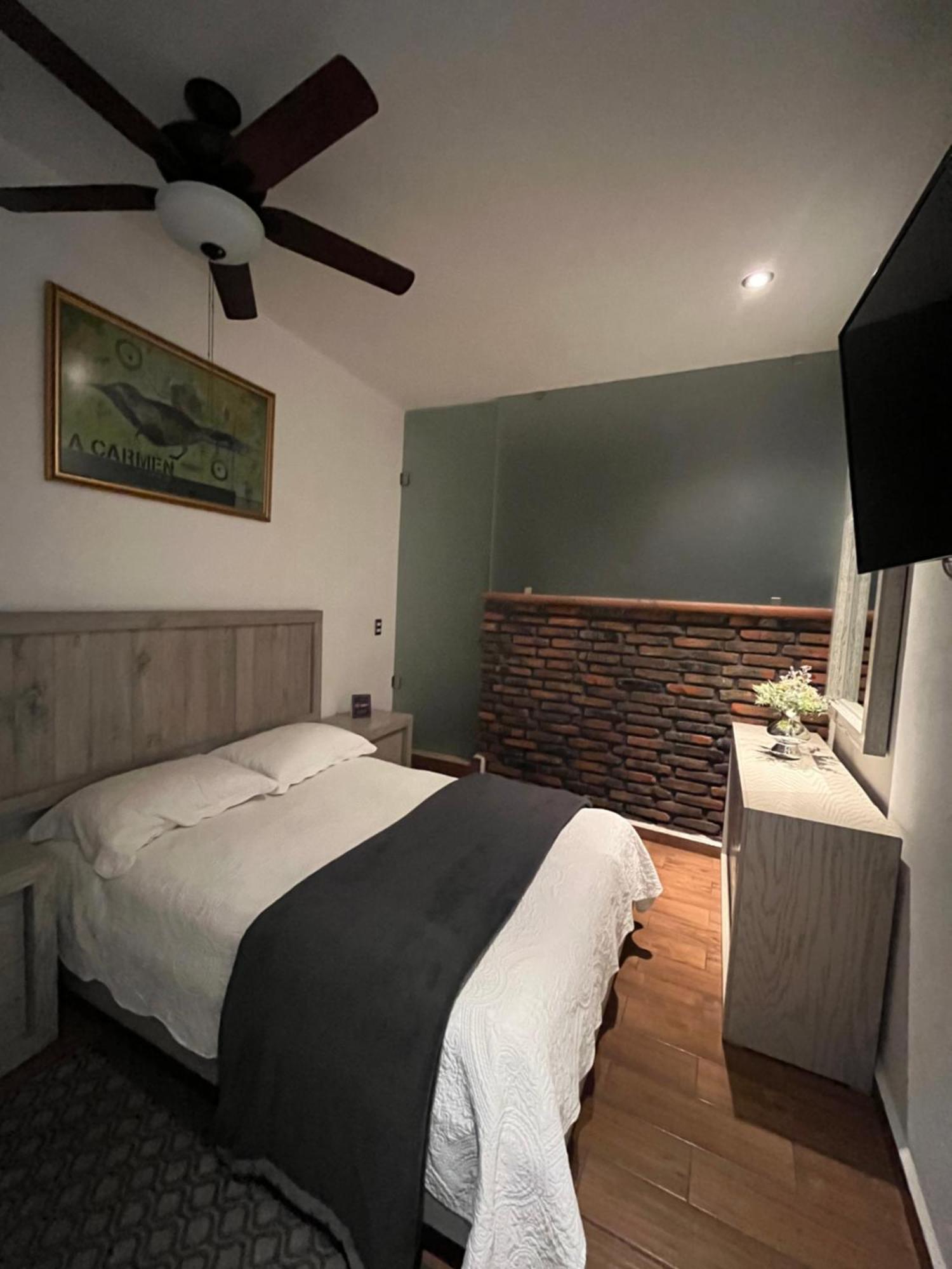 Casa Carmona 33 Hotel Queretaro Luaran gambar